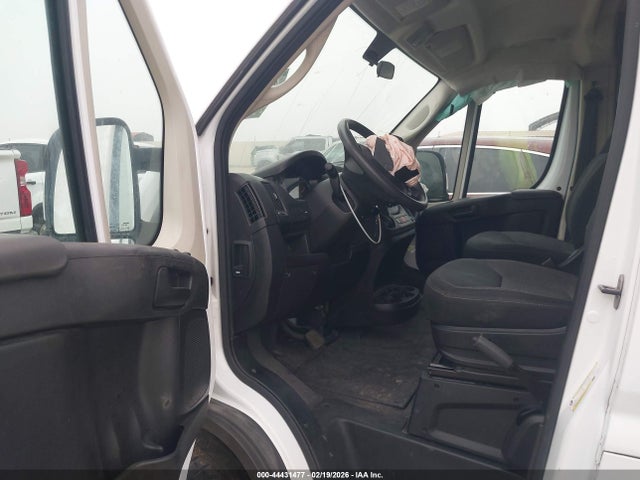 3C6TRVDG4KE559916 RAM Promaster 2500 High Roof 159 Wb