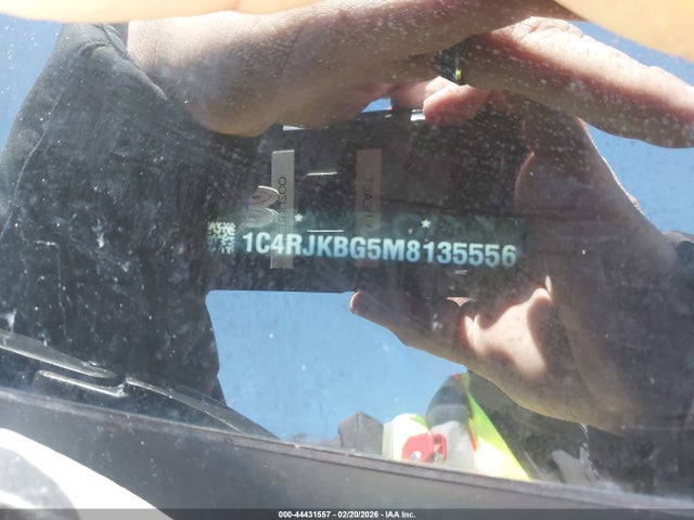 1C4RJKBG5M8135556 Jeep Grand Cherokee L Limited 4x4