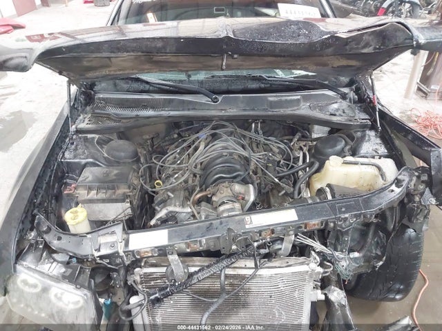 44431562 :رقم المزاد ، 2C3AA63H35H171130 vin ، 2005 Chrysler 300c مزاد بيع