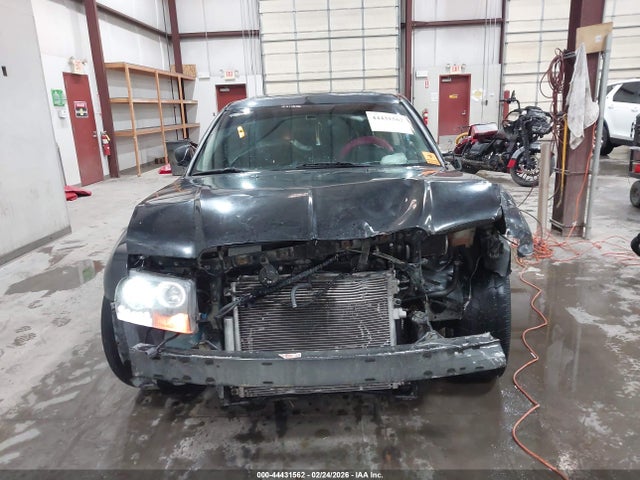 44431562 :رقم المزاد ، 2C3AA63H35H171130 vin ، 2005 Chrysler 300c مزاد بيع