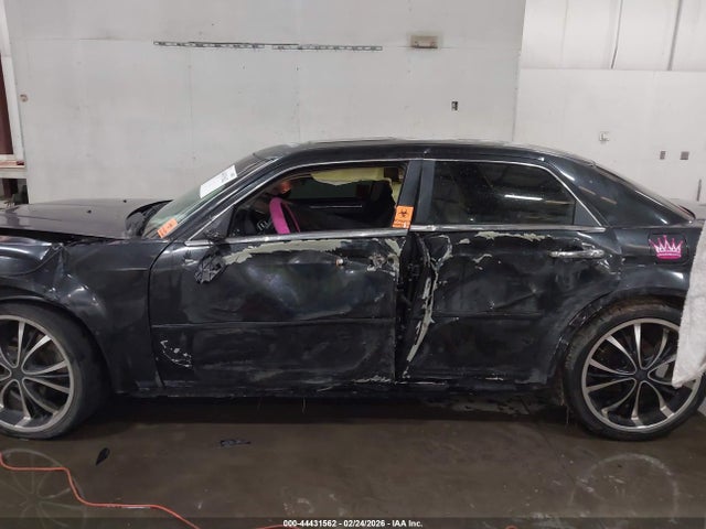 44431562 :رقم المزاد ، 2C3AA63H35H171130 vin ، 2005 Chrysler 300c مزاد بيع