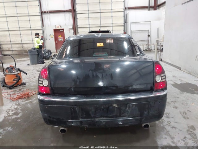 44431562 :رقم المزاد ، 2C3AA63H35H171130 vin ، 2005 Chrysler 300c مزاد بيع