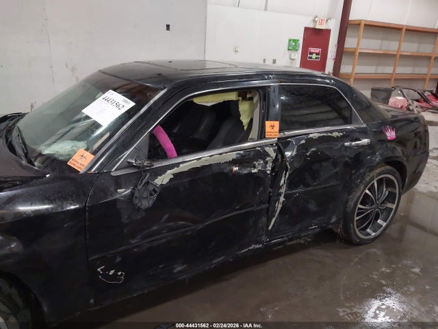 44431562 :رقم المزاد ، 2C3AA63H35H171130 vin ، 2005 Chrysler 300c مزاد بيع