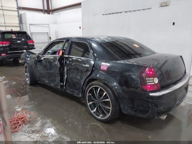44431562 :رقم المزاد ، 2C3AA63H35H171130 vin ، 2005 Chrysler 300c مزاد بيع