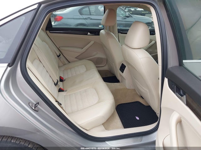 2014 VOLKSWAGEN PASSAT 1VWCN7A30EC068897 Photo 7