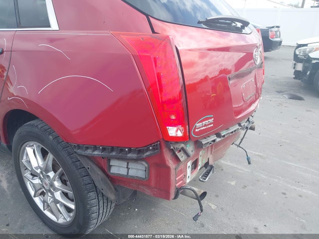 44431577 :رقم المزاد ، 3GYFNDE37DS572861 vin ، 2013 Cadillac Srx Performance Collection مزاد بيع
