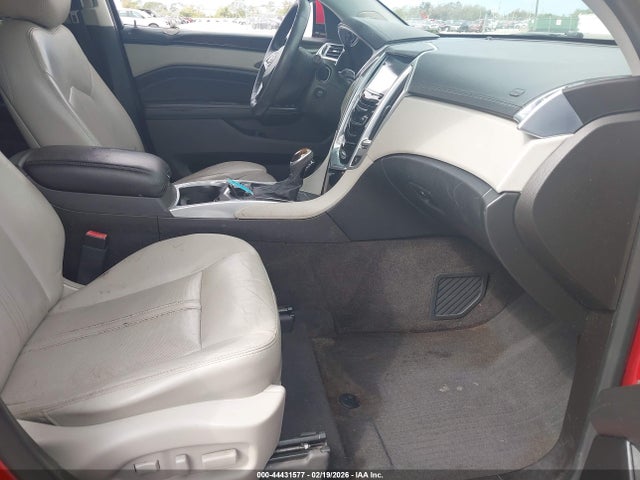 44431577 :رقم المزاد ، 3GYFNDE37DS572861 vin ، 2013 Cadillac Srx Performance Collection مزاد بيع