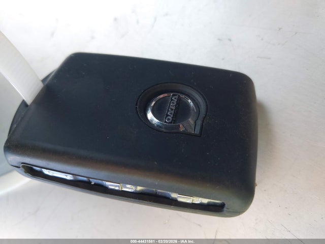 2023 VOLVO XC60 YV4L12DV6P1211507 Photo 10