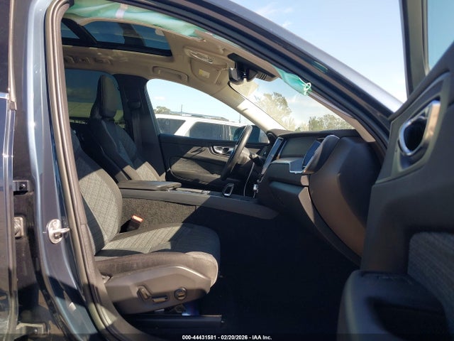 2023 VOLVO XC60 YV4L12DV6P1211507 Photo 4