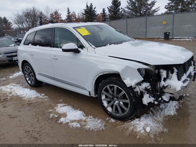 2017 AUDI Q7 WA1VABF7XHD025845 Photo 0