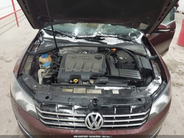 2014 Volkswagen Passat 2.0l Tdi Se მანქანა იყიდება აუქციონზე, vin: 1VWBN7A32EC038781, აუქციონის ნომერი: 44431635
