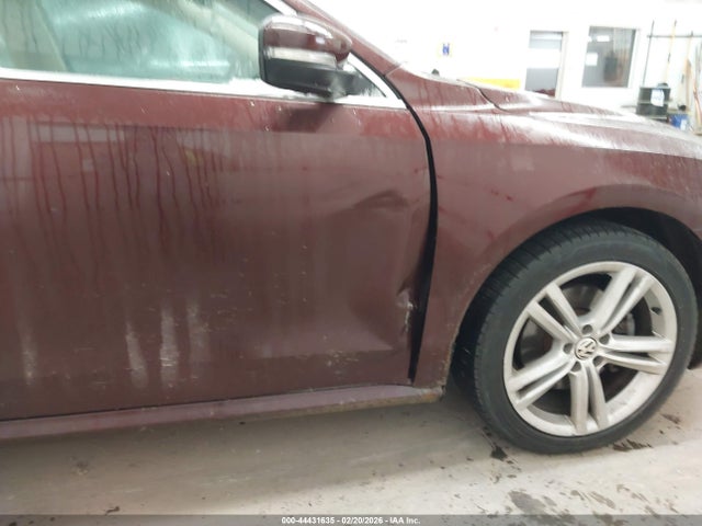 2014 Volkswagen Passat 2.0l Tdi Se მანქანა იყიდება აუქციონზე, vin: 1VWBN7A32EC038781, აუქციონის ნომერი: 44431635