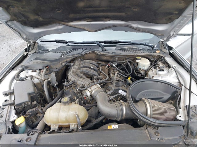 1FA6P8AM9G5304078 Ford Mustang V6