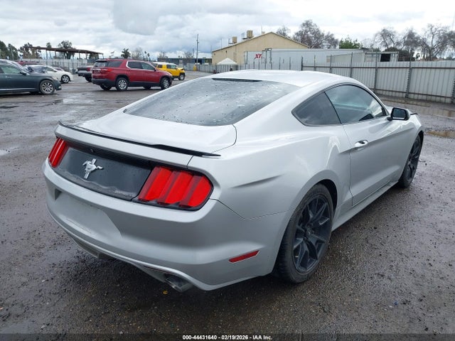 1FA6P8AM9G5304078 Ford Mustang V6