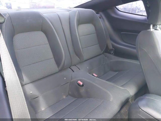 1FA6P8AM9G5304078 Ford Mustang V6