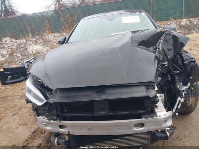 Продажа на аукционе авто 2018 Audi A5 2.0t Premium, vin: WAUBNCF5XJA120346, номер лота: 44431647