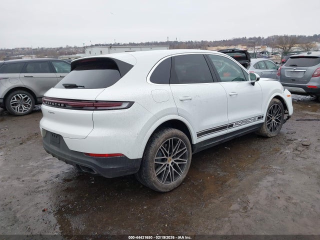 2024 PORSCHE CAYENNE WP1AA2AY6RDA14622 Photo 3