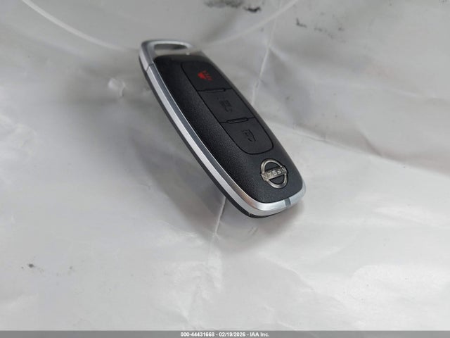 3N8AP6DA7SL301879 Nissan Kicks Sr Fwd