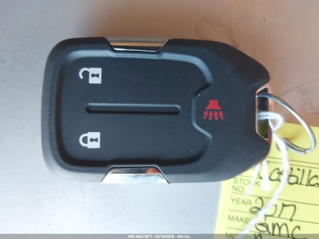 44431677 :رقم المزاد ، 1GKKNKLA1HZ210404 vin ، 2017 Gmc Acadia Sle-1 مزاد بيع