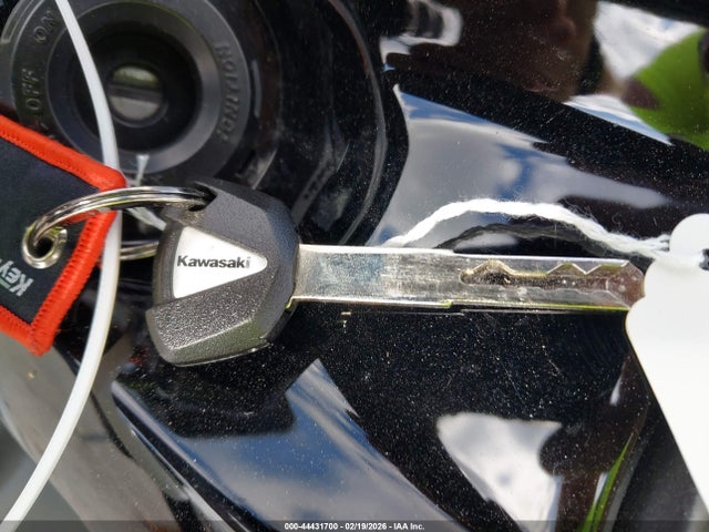 2024 KAWASAKI EX650 ML5EXER15RDAC9471 Photo 10