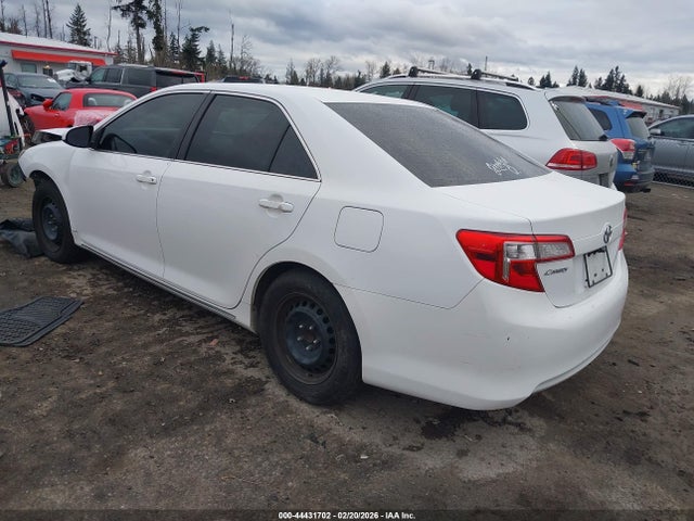 Toyota CAMRY LE 2014 4T1BF1FK3EU310368 Image 3