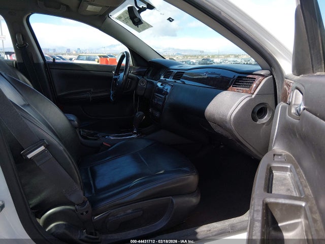 2G1WA5E3XE1168501 Chevrolet Impala Limited Ls