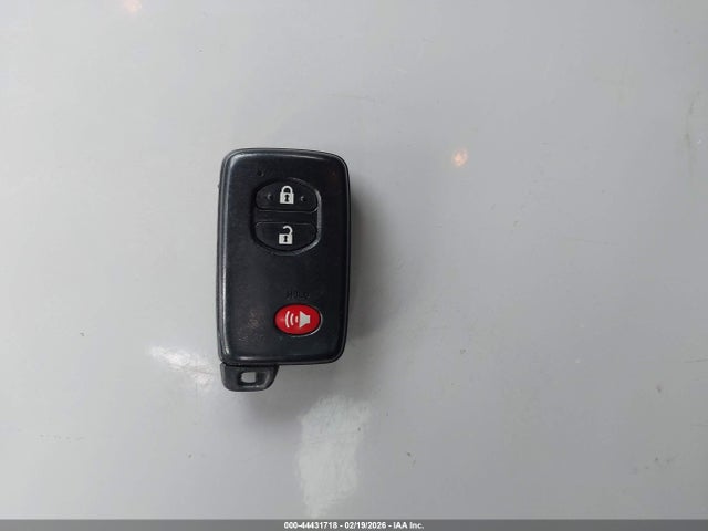 Toyota Prius V Three 2014 JTDZN3EU4E3300846 Image 11