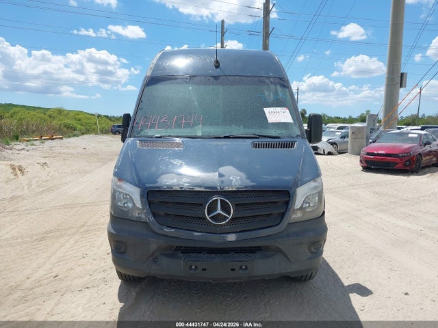 2018 Mercedes-benz Sprinter 2500 Standard Roof V6 მანქანა იყიდება აუქციონზე, vin: WD3PE7CD9JP633073, აუქციონის ნომერი: 44431747