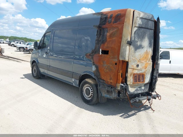 2018 Mercedes-benz Sprinter 2500 Standard Roof V6 მანქანა იყიდება აუქციონზე, vin: WD3PE7CD9JP633073, აუქციონის ნომერი: 44431747