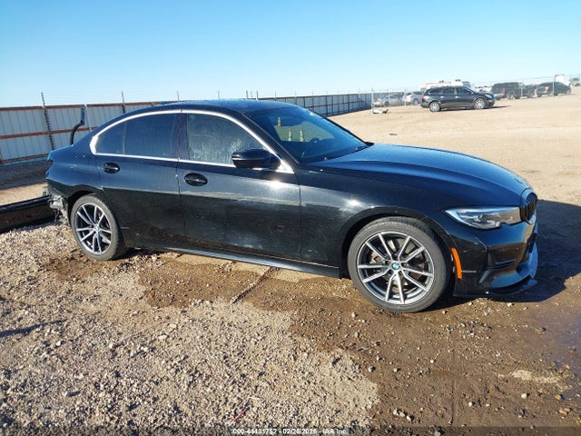 3MW5R1J5XK8B01922 BMW 330I