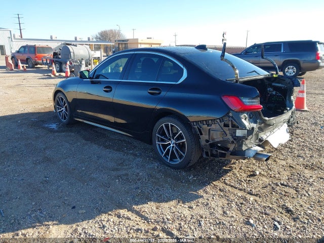 3MW5R1J5XK8B01922 BMW 330I