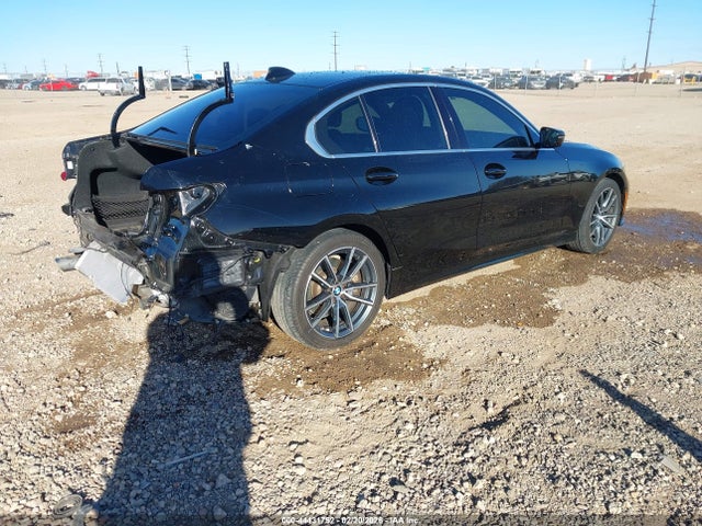 3MW5R1J5XK8B01922 BMW 330I