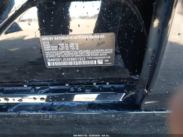 3MW5R1J5XK8B01922 BMW 330I