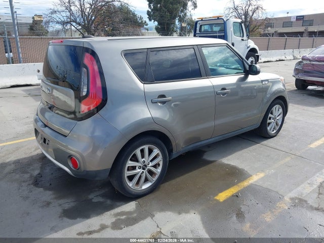 KIA SOUL + 2017 KNDJP3A56H7448466 Image 4