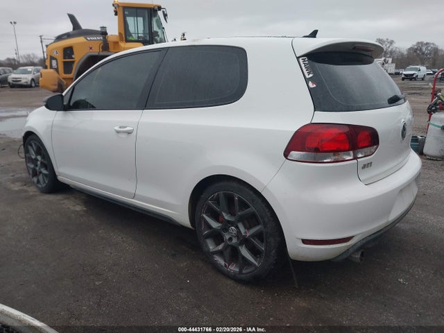 2013 VOLKSWAGEN GTI WVWED7AJ0DW065458 Photo 2