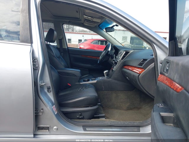 44431770 :رقم المزاد ، 4S3BMBK63C3030199 vin ، 2012 Subaru Legacy 2.5i Limited مزاد بيع