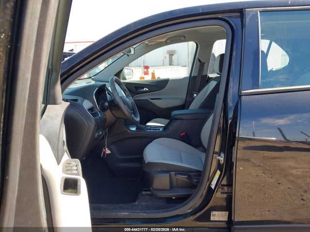 44431777 :رقم المزاد ، 2GNAXHEV9J6315978 vin ، 2018 Chevrolet Equinox Ls مزاد بيع