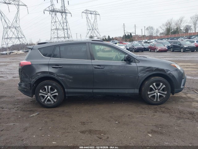 JTMBFREV7HJ134400 Toyota RAV4 LE