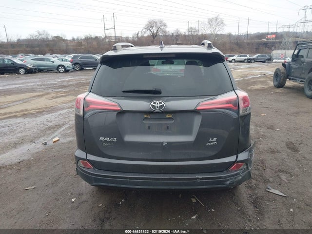JTMBFREV7HJ134400 Toyota RAV4 LE