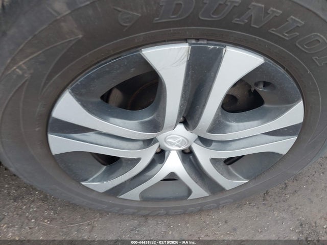 JTMBFREV7HJ134400 Toyota RAV4 LE