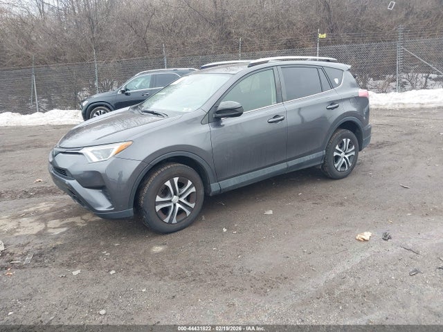 JTMBFREV7HJ134400 Toyota RAV4 LE