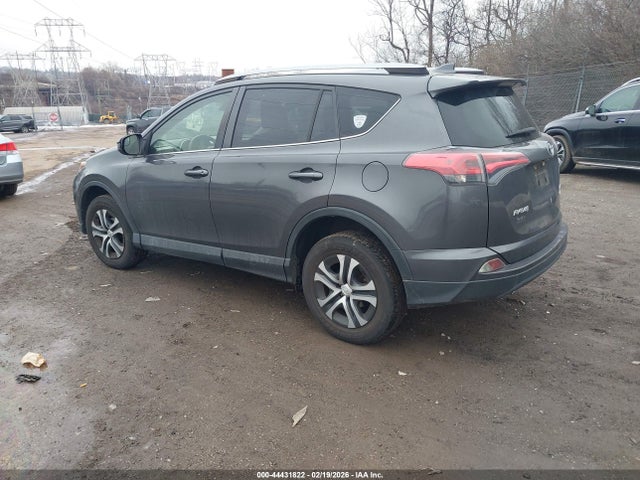 JTMBFREV7HJ134400 Toyota RAV4 LE
