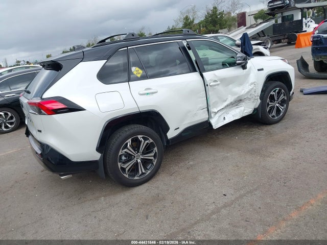 Toyota Rav4 Prime Xse 2024 JTMEB3FVXRD209398 Image 4