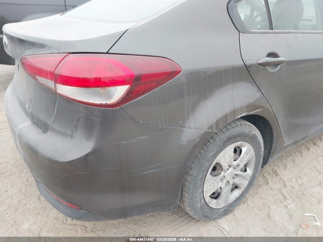 Aukcja sprzedaży 2017 Kia Forte Lx, vin: 3KPFK4A76HE142525, numer aukcji: 44431847