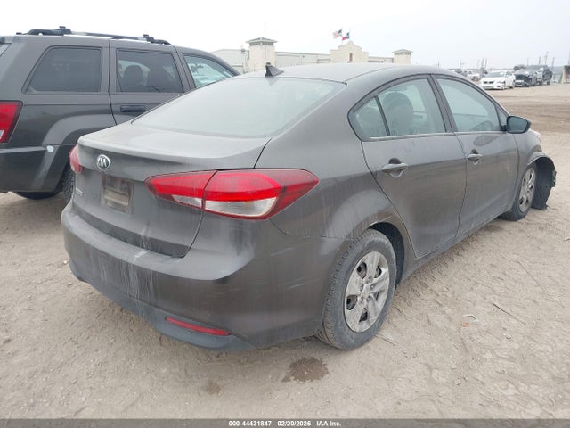 Aukcja sprzedaży 2017 Kia Forte Lx, vin: 3KPFK4A76HE142525, numer aukcji: 44431847