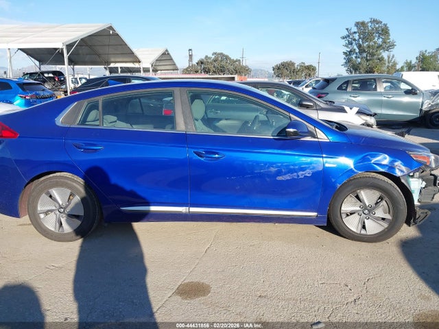 KMHC75LC0LU234790 Hyundai Ioniq Hybrid Se
