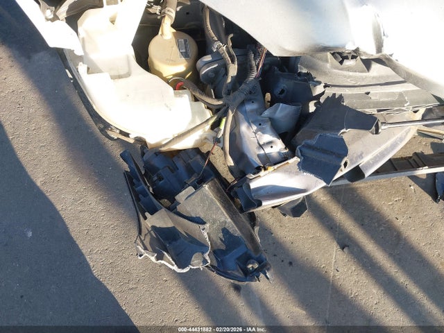 2006 Mazda Mazda3 I მანქანა იყიდება აუქციონზე, vin: JM1BK32F561489312, აუქციონის ნომერი: 44431882