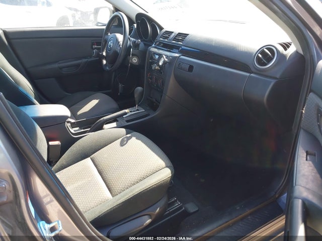 2006 Mazda Mazda3 I მანქანა იყიდება აუქციონზე, vin: JM1BK32F561489312, აუქციონის ნომერი: 44431882