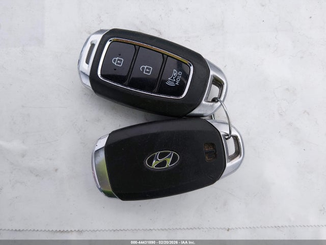 5NMS3CAD6LH211517 Hyundai Santa Fe Sel