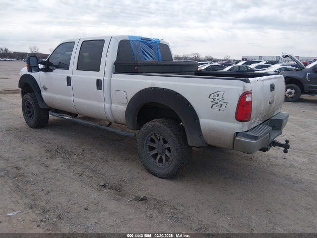 2012 FORD F-250 1FT7W2BT8CEB82781 Photo 2